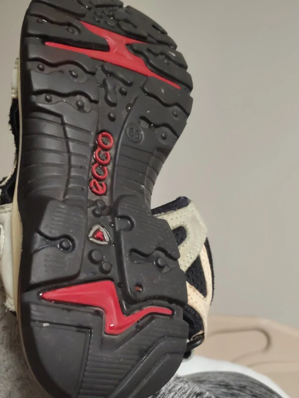 Ecco light beige